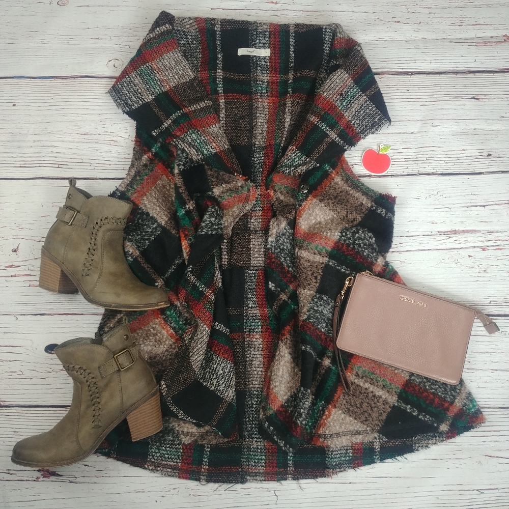 Anthropology Plaid Hazel Vest with Snap Closure